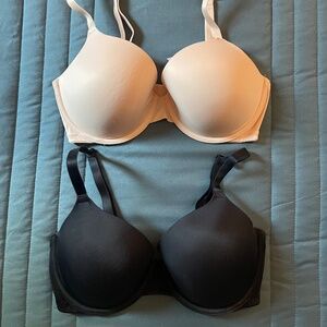 Victoria’s Secret Bras NWOT